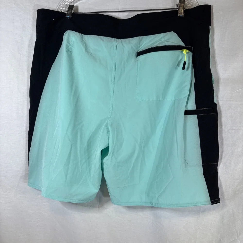 Loco Skailz Board Shorts Fishing Swim Trunks Performance Cargo Men’s Size 40
